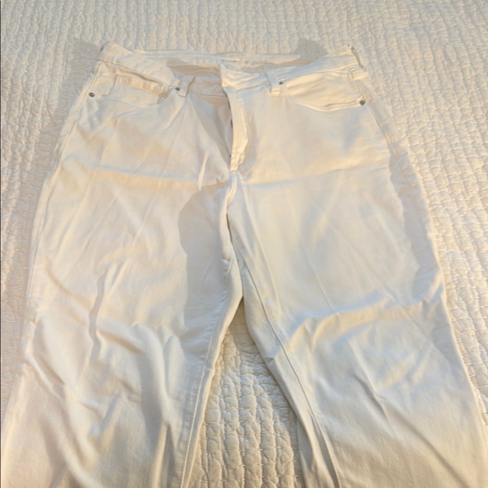 Old Navy Cream Straight-Leg Jeans